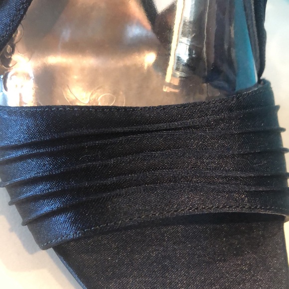 Bouquets Aleena satin midnight - Picture 3 of 9